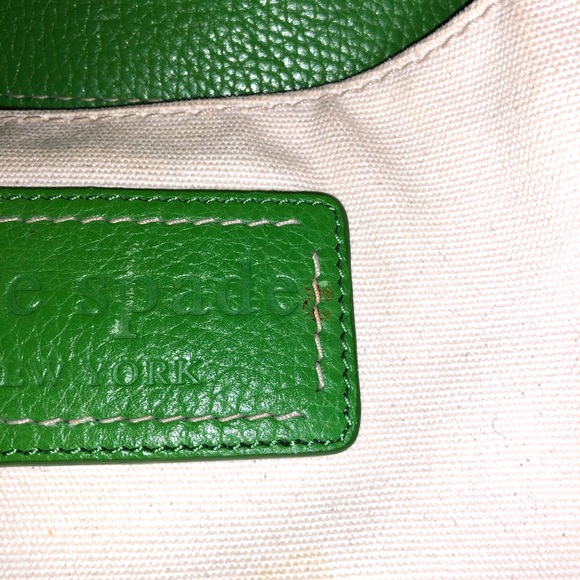 Kate Spade Canvas & Kelly Green Boho Purse - Picture 4 of 11